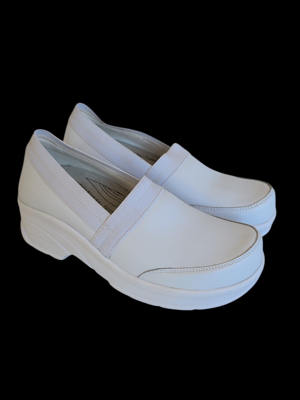 Easy Works by Easy Street Professional Slip On Cushioned Nurse Shoes 7.5M White